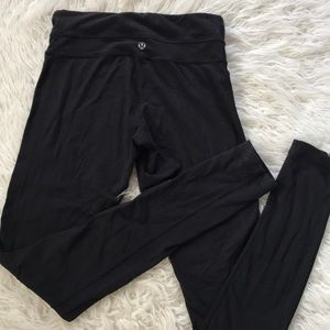 Lululemon leggings size 4